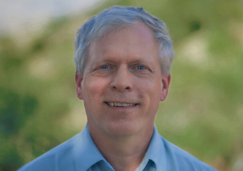 Brian Schmidt headshot