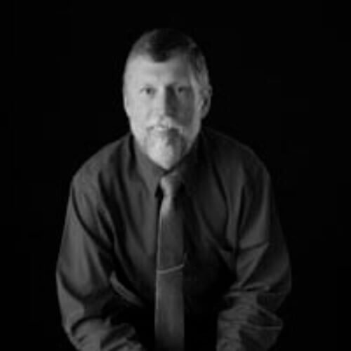 Larry E. headshot